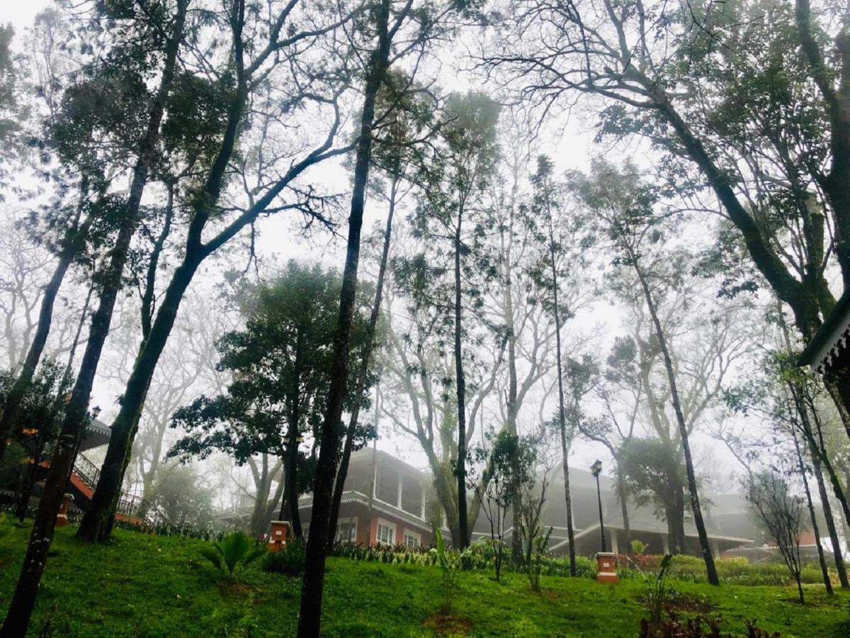 Coorg Wilderness Resort & Spa マディケーリ エクステリア 写真