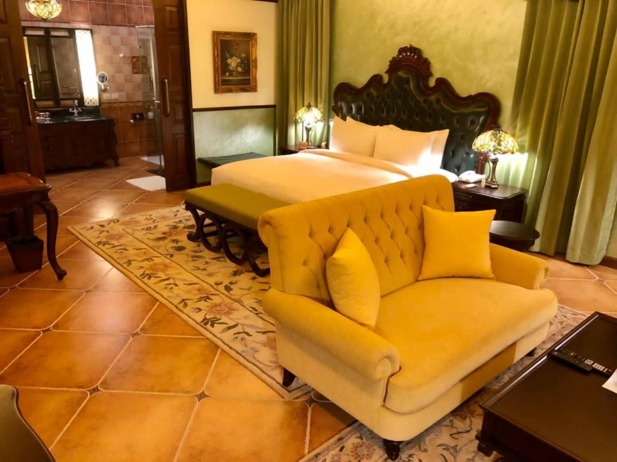 Coorg Wilderness Resort & Spa マディケーリ エクステリア 写真