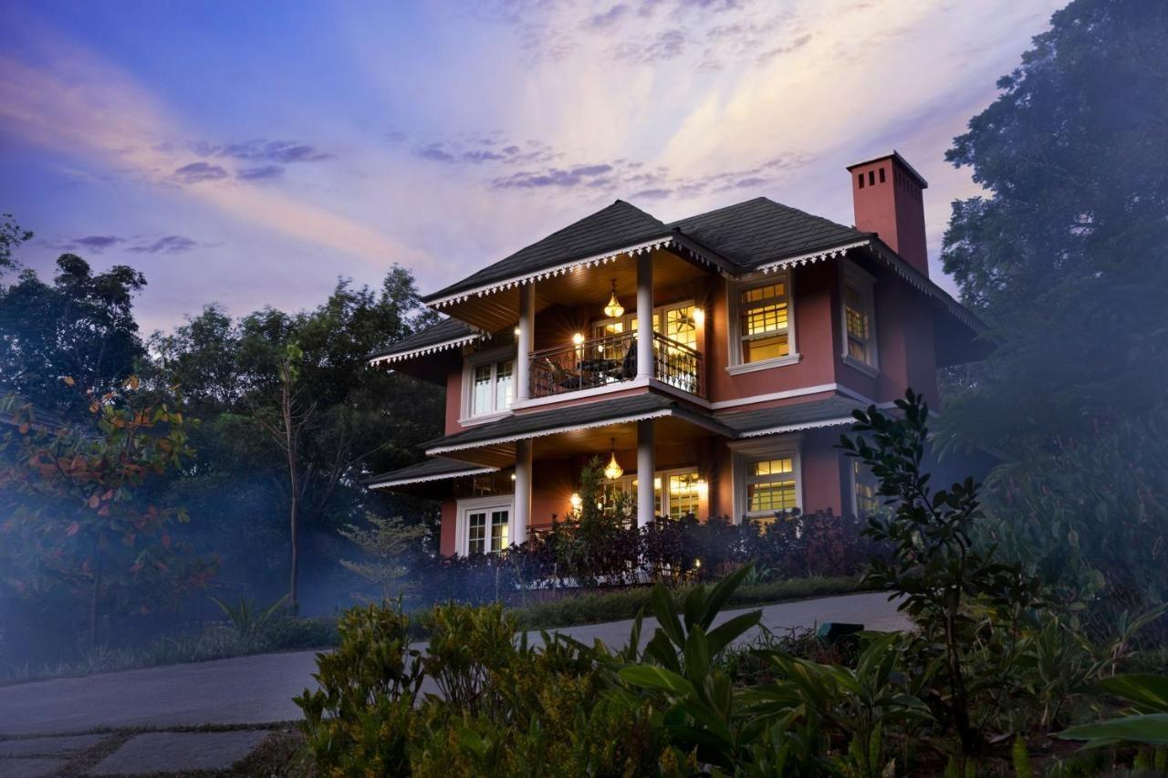 Coorg Wilderness Resort & Spa マディケーリ エクステリア 写真