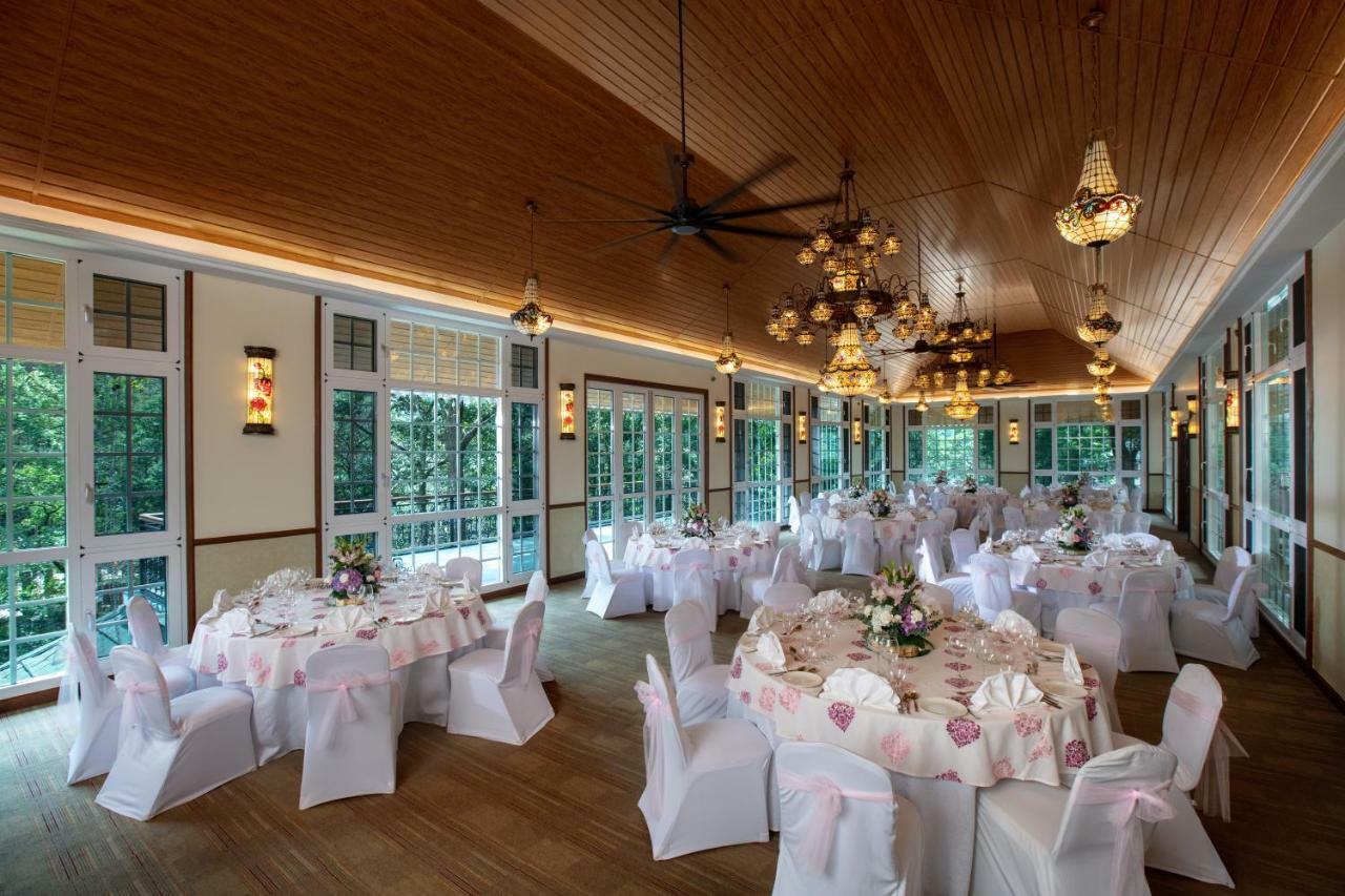 Coorg Wilderness Resort & Spa マディケーリ エクステリア 写真